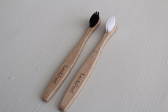 LEO & FRED Wooden Toothbrush White