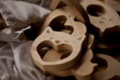 WOODEN STORY Heart Maplewood Teether