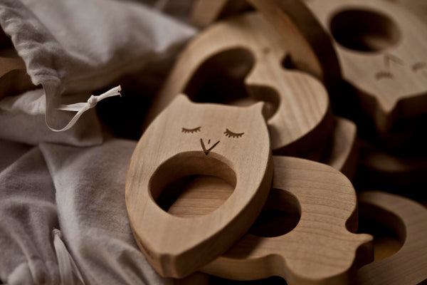 WOODEN STORY Heart Maplewood Teether