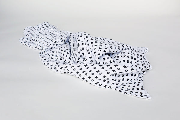 MODERN BURLAP Organic Cotton Muslin Swaddle Blanket XO