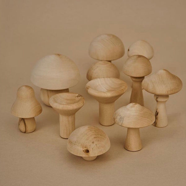 RADUGA GRËZ  | Wooden Mushrooms | Natural