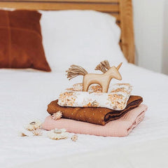 TATEPLOTA | Wooden Unicorn | Madelina
